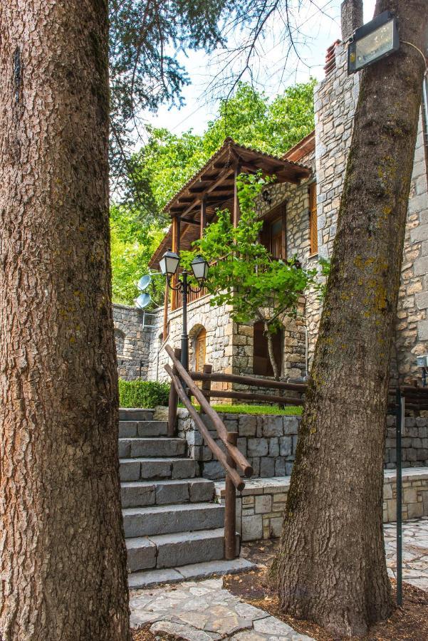 Apartamento «Σκλάβας Χνάρι» Παραδοσιακός Ξενώνας Magouliana Exterior foto