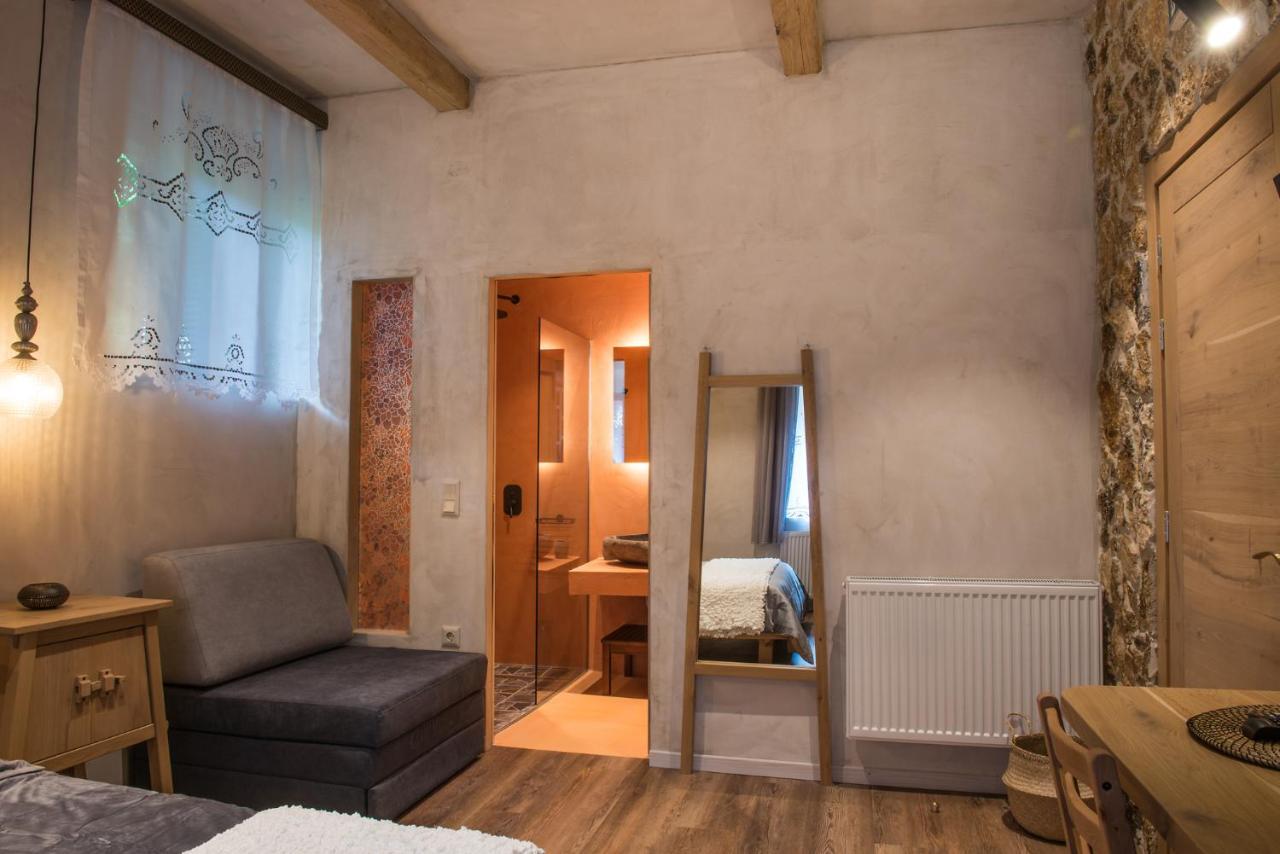 Apartamento «Σκλάβας Χνάρι» Παραδοσιακός Ξενώνας Magouliana Exterior foto